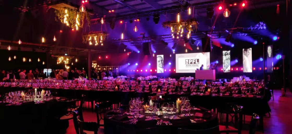 صفحه نمایش LED داخلی 500X500mm کابینت P2.6 P2.9 P3.9 P5.95