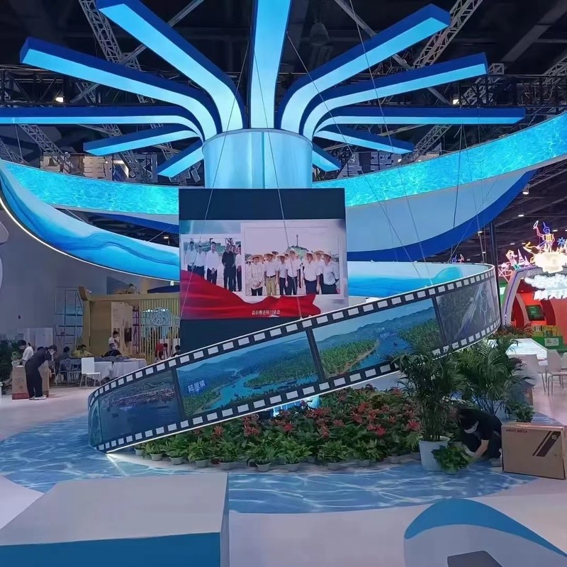 صفحه نمایش LED سبک و انعطاف پذیر دیوار صفحه نمایش چندرنگ 2mm Pixel Pitch